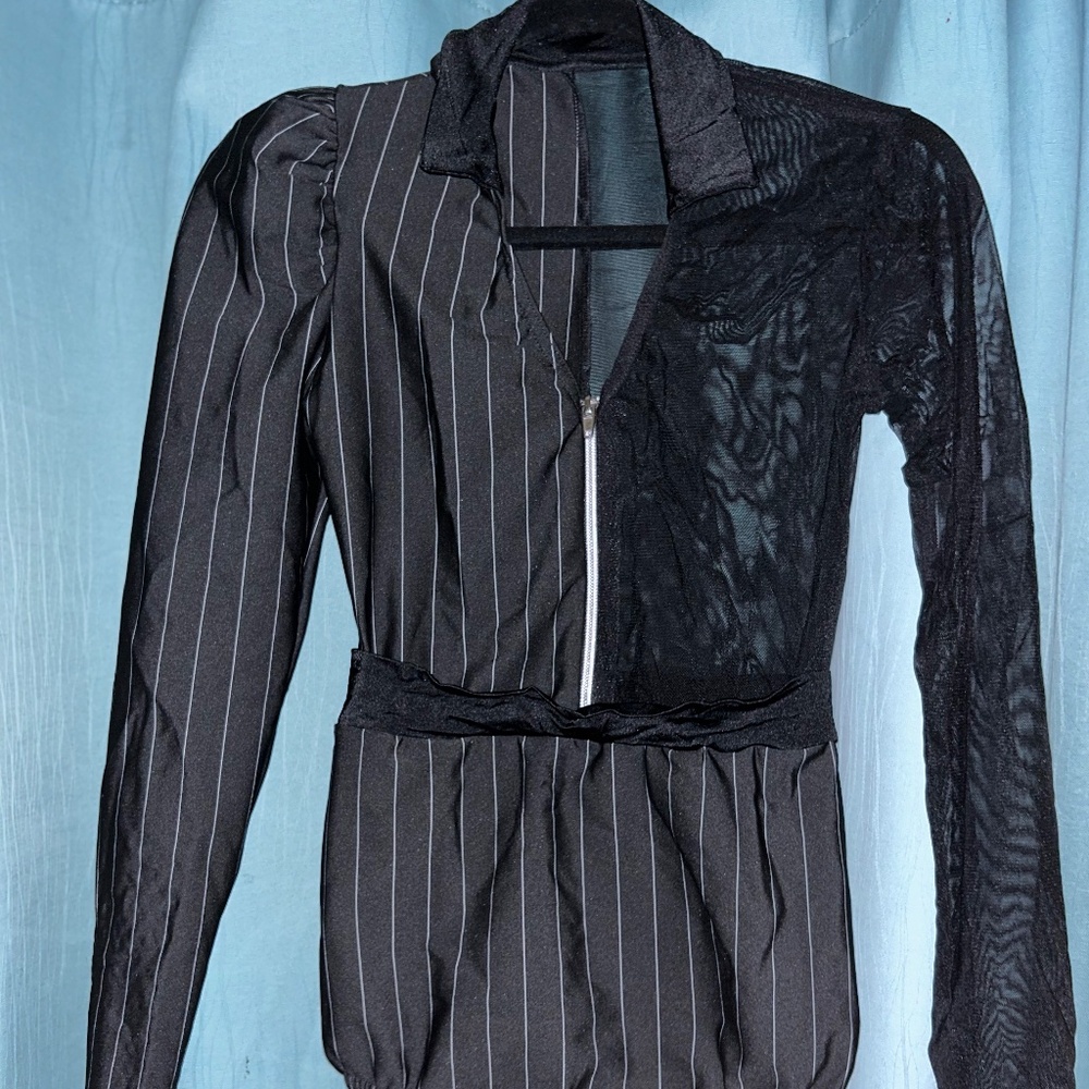 Kelle half mesh business leotard